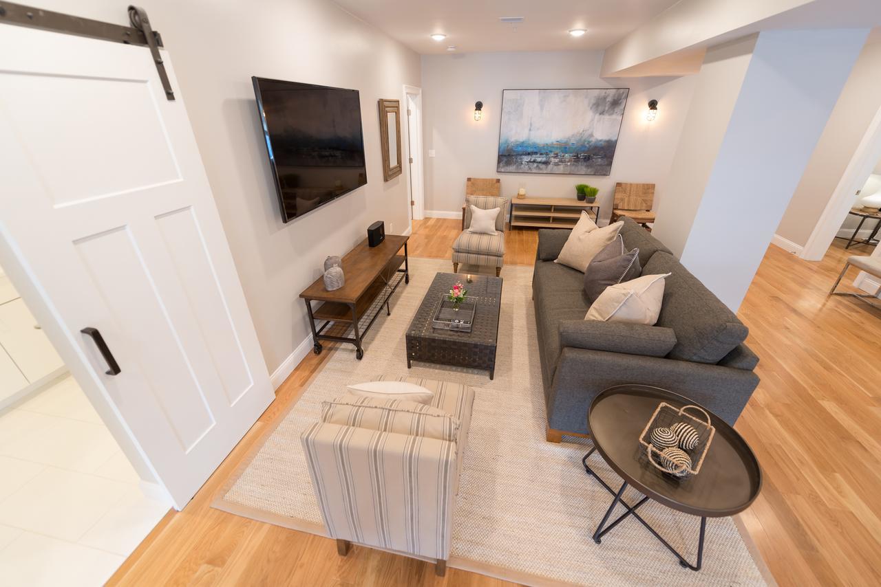 The Newport Lofts - 364 Thames Street Apartment Екстериор снимка