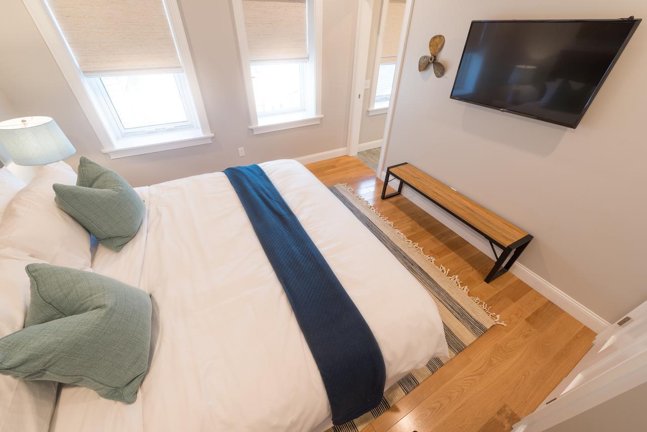 The Newport Lofts - 364 Thames Street Apartment Екстериор снимка